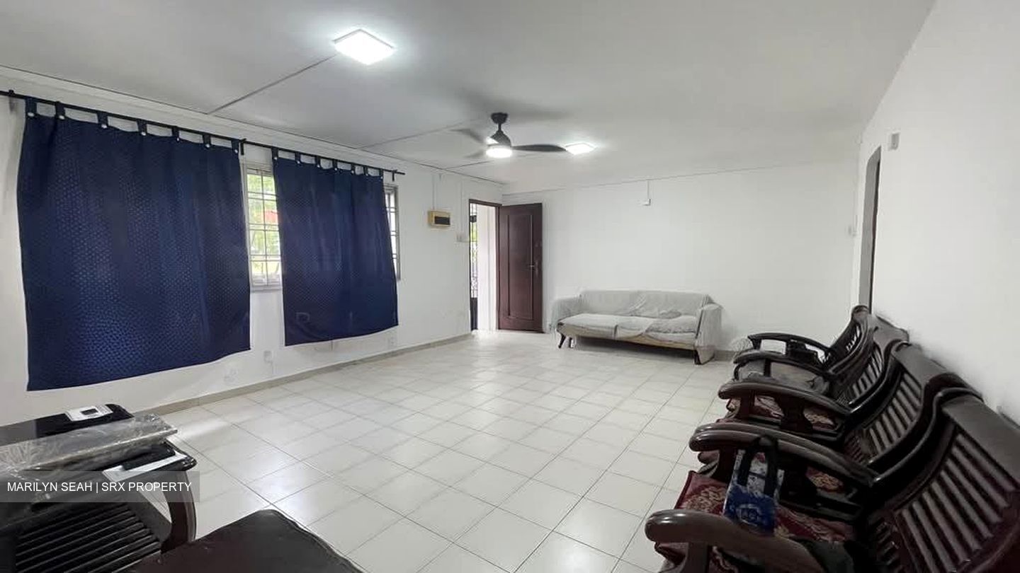 Blk 322 Bukit Batok Street 33 (Bukit Batok), HDB 4 Rooms #566595421